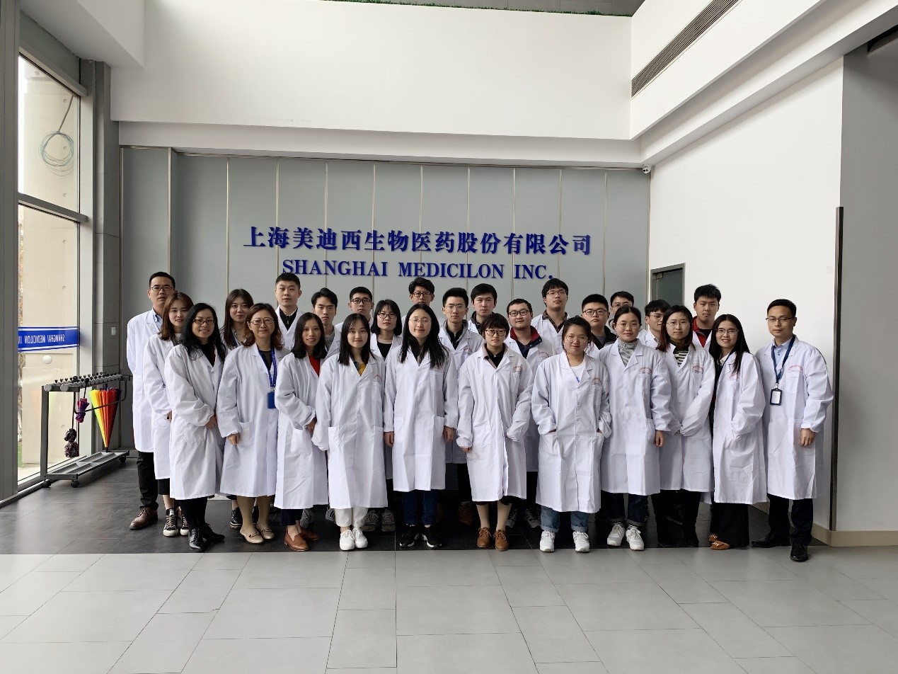 走进贝斯特全球最奢华的游戏平台，与学子共话成长