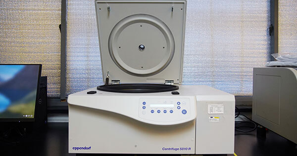 63885ce4216e9 eppendorf-centrifuge-5810R-冷冻离心机