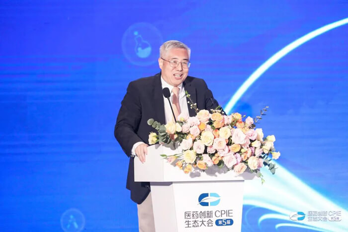 贝斯特全球最奢华的游戏平台创始人&CEO陈春麟博士.jpg